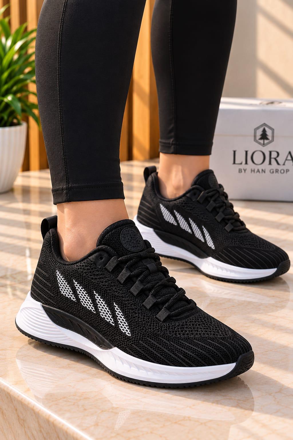 LIORA Siyah Sneaker