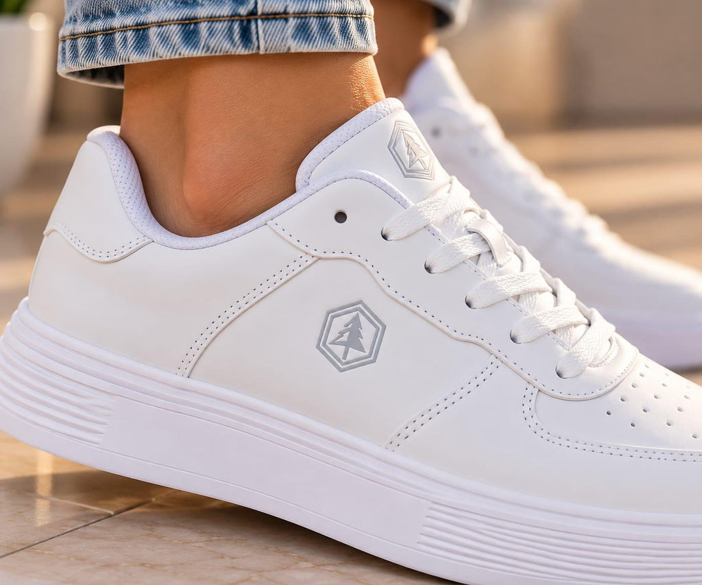 LIORA Beyaz Sneaker